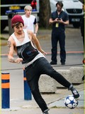 louis Tomslinson (22)