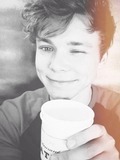 Ashton Irwin