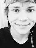 Ashton irwin