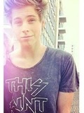 Luke Hemmings