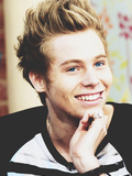 Luke Hemmings