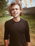 07. Ashton Irwin.