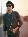 Jake Lambert Reynolds (Lambert)