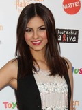 victoria justice