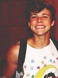 Ashton Irwin